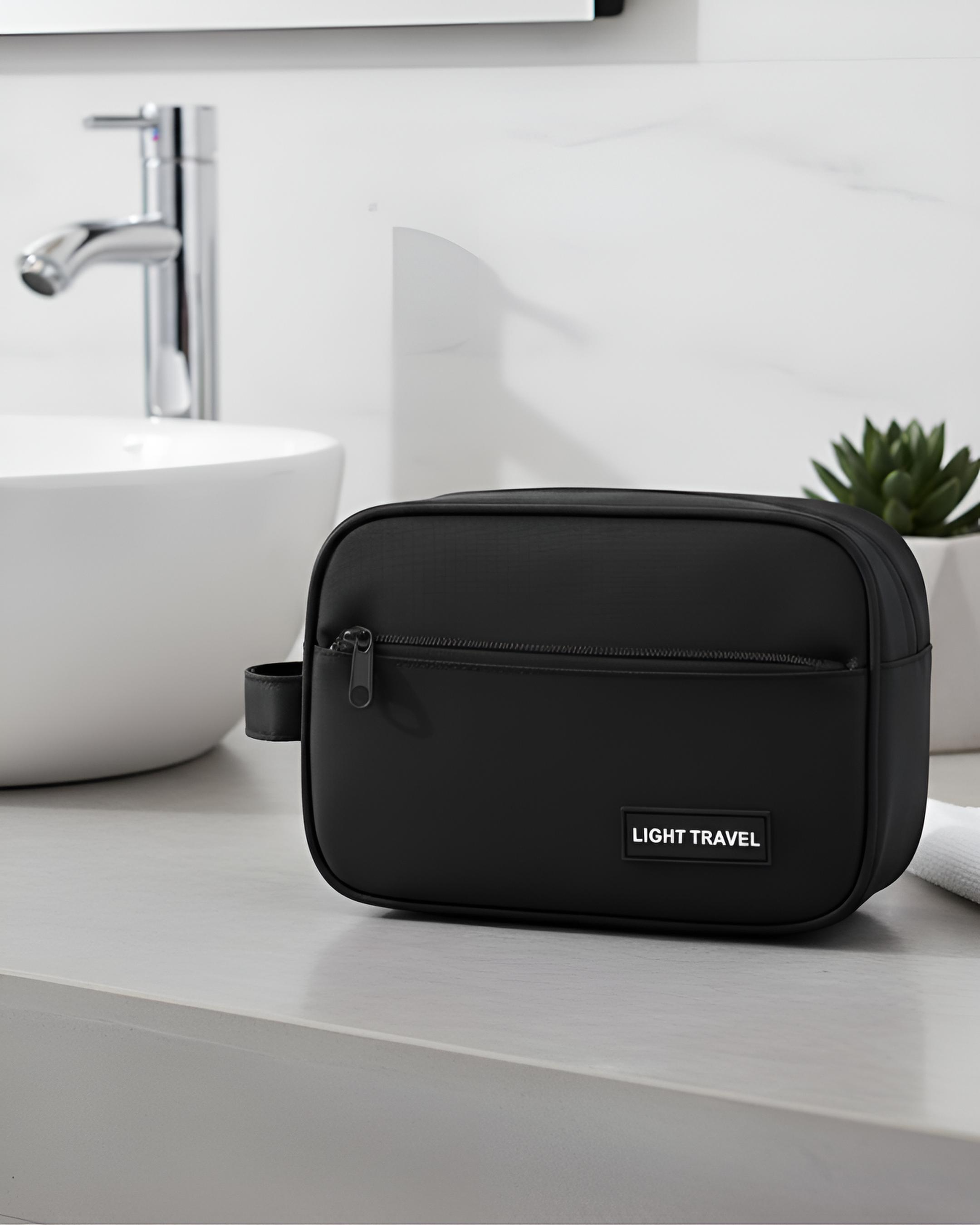 Waterproof Necessaire by PAKKA